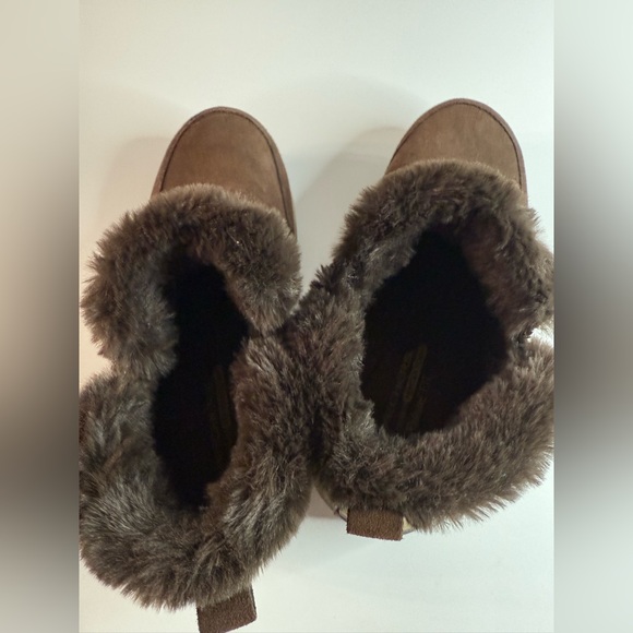 Skechers Brown Ankle Boots - Picture 4 of 11